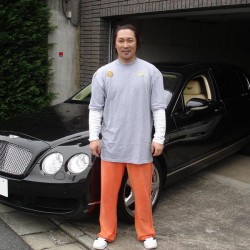 プロ野球解説者・タレントの元読売ジャイアンツ元木大介さんの愛車を点検でお預かりさせて頂きご納車させていただきました。