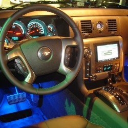 2008y ハマー H2にお乗りのN様に追加カスタムのオーダーを頂き、ご納車させて頂きました。