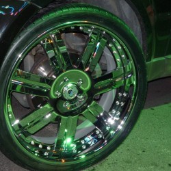 地元所沢のO社長のレンジローバースポーツにASANTI AF126 24インチを装着させていただきました。