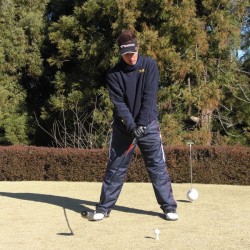 中日ドラゴンズ 金剛弘樹投手、弊社お客様のH様とで2009年度正月ゴルフ打ち初めに行って来ました。