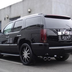 戸田市にお住まいのI社長に 新車 キャデラック エスカレード ハイパーフォージド履き BLACK×BLACK をご納車させていただきました。