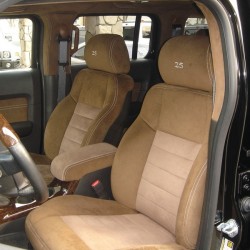 東京都品川区にお住まいのA社長に フルカスタム ハマーH3 をご納車させていただきました。