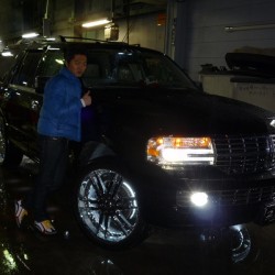 新生EXILE!!  「J SOUL BROTHERS」 プロモーションビデオ出演車輌! Y様の リンカーン ナビゲーター ワイドバージョン がホイール・IN・LEDを!