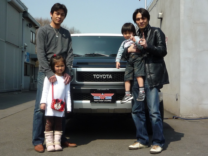 元読売ジャイアンツ 進藤さんに新車 USトヨタ FJクルーザー をご納車させていただきました。
