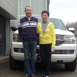 地元所沢市にお住まいのY様ファミリーに 新車 リンカーン ナビゲーター をご納車させていただきました。