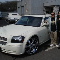 東京都小金井市にお住まいのT様のダッジマグナムを整備でお預かりさせて頂きました。