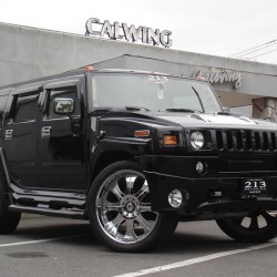 若きK社長の駆る、驚愕33モニターのハマーH2!!