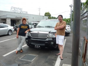 埼玉県羽生市にお住まいのT様に03yリンカーンナビゲーターをご納車させて頂きました。