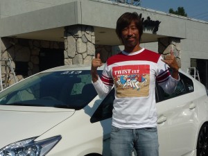 カリスマDJ 宇治田みのるさんに 新型プリウス をご納車させていただきました。