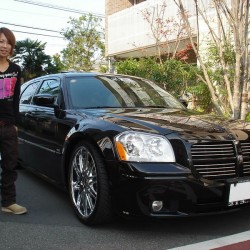 埼玉県さいたま市にお住まいの K様に ダッジ マグナム RT 5.7HEMI をご納車させていただきました。