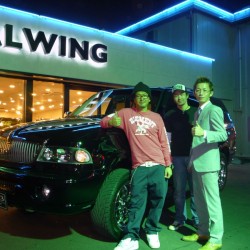 地元所沢市にお住まいのI様に リンカーン ナビゲーター をご納車させていただきました。