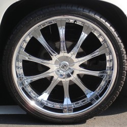 春日部市にお住まいの S様に 07yエスカレード NEXT-NATION LEXANI/26インチ をご納車させていただきました。