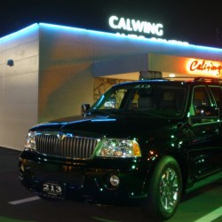 埼玉県川島町にお住まいのU様に リンカーン ナビゲーター 新車並行 をご納車させていただきました。