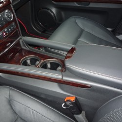 東京都目黒区にお住まいのM様に 新車メルセデスベンツ GL550 USモデル ワイドバージョン 追加カスタムをご用命頂き、更に進化しました!