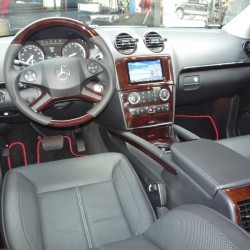 東京都目黒区にお住まいのM様に 新車メルセデスベンツ GL550 USモデル ワイドバージョン 追加カスタムをご用命頂き、更に進化しました!