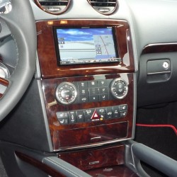 東京都目黒区にお住まいのM様に 新車メルセデスベンツ GL550 USモデル ワイドバージョン 追加カスタムをご用命頂き、更に進化しました!
