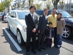 地元所沢市にお住まいのK社長に 新車 2010y USモデル メルセデスベンツ GL550 ワイドバージョン をご納車させていただきました。