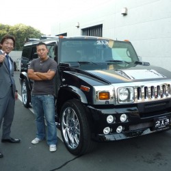 大阪府のM様に ハマーH2 213エディション をご納車させていただきました。