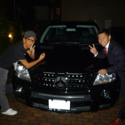 東京都世田谷区にお住まいの超人気美容師K様に メルセデスベンツ AMG ML63 をご納車させて頂きました。