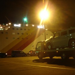 北海道 函館にハマーH2をご納車させていただきました。