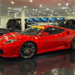 東京都品川区にお住まいのN社長に フェラーリ F430 F1 をご納車させて頂きました。