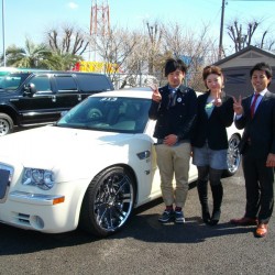 埼玉県児玉郡にお住まいのN様に クライスラー300C フルカスタム をご納車させて頂きました。