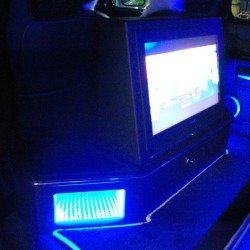 いつも大変お世話になっておりますS社長の6輪ハマーH2  THE ULTIMATE SIX  がパワーアップ致しました。