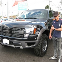 神奈川県横須賀市にお住まいのM様に 新車フォード F-150 SVT ラプターをご納車させて頂きました。