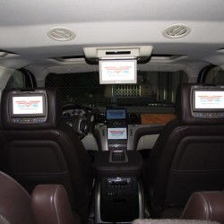 東京都足立区にお住まいのK様に 新車 キャデラック エスカレード プラチナム をご納車させて頂きました。