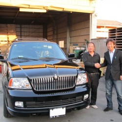 群馬県にお住まいのI様に 2006y リンカーン ナビゲーター アルティメイト をご納車させて頂きました。