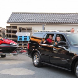 群馬県にお住まいのI様に 2006y リンカーン ナビゲーター アルティメイト をご納車させて頂きました。