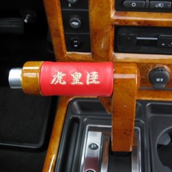 兵庫県にお住まいのI様に 2005y ハマー H2 GPレッドをご納車させて頂きました。