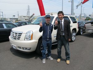2台目のご用命有難うございます!! 東京都練馬区にお住まいのO様に 2007y キャデラック エスカレード 新車並行をご納車させて頂きました。