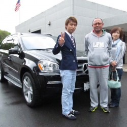 神奈川県川崎市にお住まいのA社長に 新車 2012y メルセデス ベンツ GL550 AMGワイドバージョンをご納車させて頂きました。