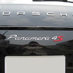 これで5台目!! 埼玉県ふじみ野市のK社長に 新車 ポルシェ パナメーラ4S をご納車させて頂きました。