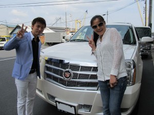 東京都港区のN社長に新車 キャデラック エスカレード プラチナムをご納車させて頂きました。