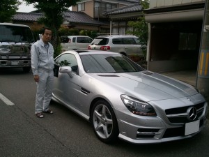 新潟県新潟市にお住まいのH様に2011y メルセデスベンツ SLK350 AMGスポーツPKG をご納車させて頂きました。