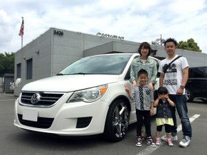 東京都のT様に日本未発売モデル フォルクスワーゲン ルータン をご納車させていただきました。