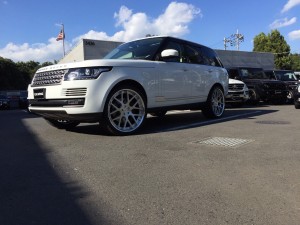 レンジローバー ヴォーグにハイパーフォージド HF-C7を装着させて頂きました!! ハイパーフォージドと言えば、高品質鍛造ホイール!! 日本国内にて製造しており、カラー、オフセット等カスタムオーダーができます!  今回は […]