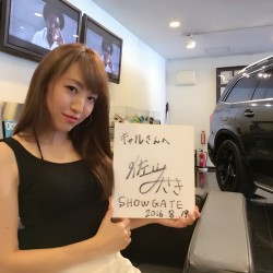 雑誌A-CARSの取材でモデルの佐山みさきさん、アイドルユニットblingblingの塚田綾佳さんが遊びに来てくださいました！