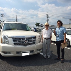 愛知県のI会長様へキャデラック エスカレードプラチナムをご納車させて頂きました。