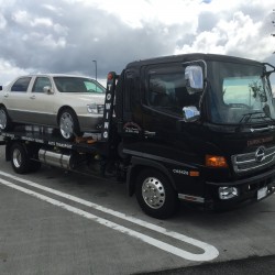 愛知県のＨ様に　ヒュンダイ　エクウスリムジン　VL450　をご納車させて頂きました。