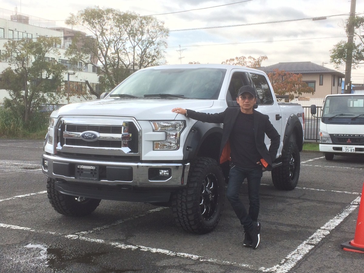 神奈川県のT社長様に フォード F150 XLT SuperCrew リフトアップ をご納車させていただきました ...
