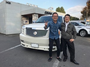 埼玉県のS様に　キャデラック　エスカレード　プラチナム　ESV　をご納車させて頂きました。