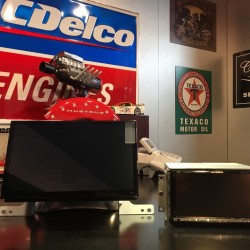 エスカレードにＡＬＰＩＮＥ製 新作11インチナビ！！