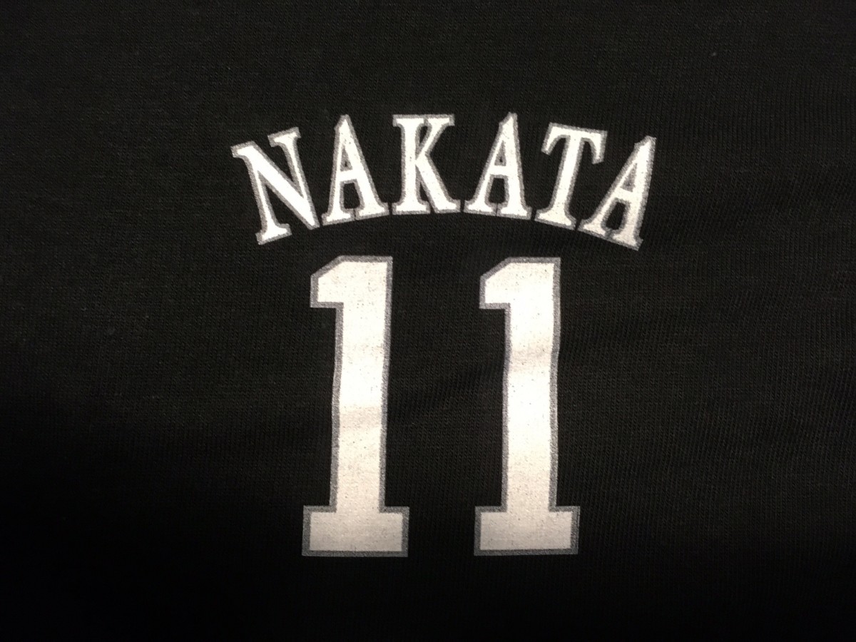 福岡ソフトバンクホークス　＃11　中田賢一投手から、Tシャツとお菓子を頂きました。
