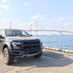 フォード F-150 ラプター！港引き上げ！！