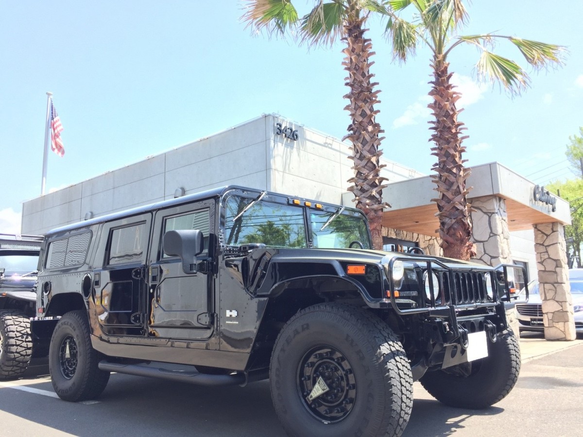 Hummer H1 デモカー製作中 Calwing キャルウイング Hummer H1 デモカー製作中 Calwing キャルウイング