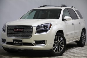 GMC アカディア - デナリ　AWD　新車並行　ワンオーナー