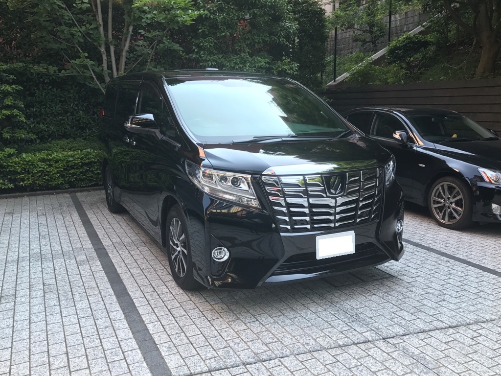 東京都のＳ様に　トヨタ　アルファード　エグゼクティブラウンジを納車させて頂きました。